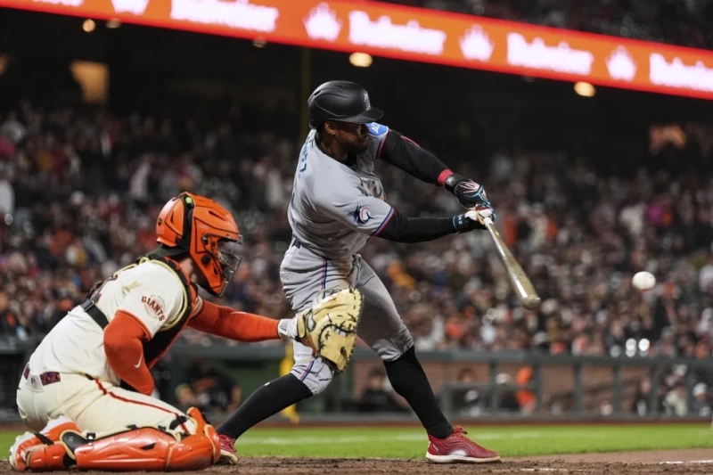 El dominicano Otto López conectó un doble que decidió la victoria de los Marlins de Miami ante los Gigantes de San Francisco