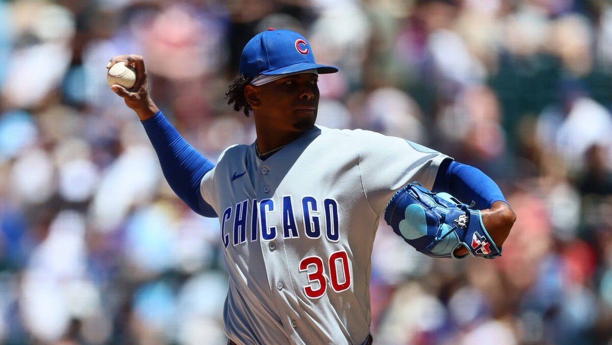 El lanzador dominicano Edward Cabrera obtuvo su cuarta victoria de la temporada en el triunfo de los Cubs sobre los Rockies