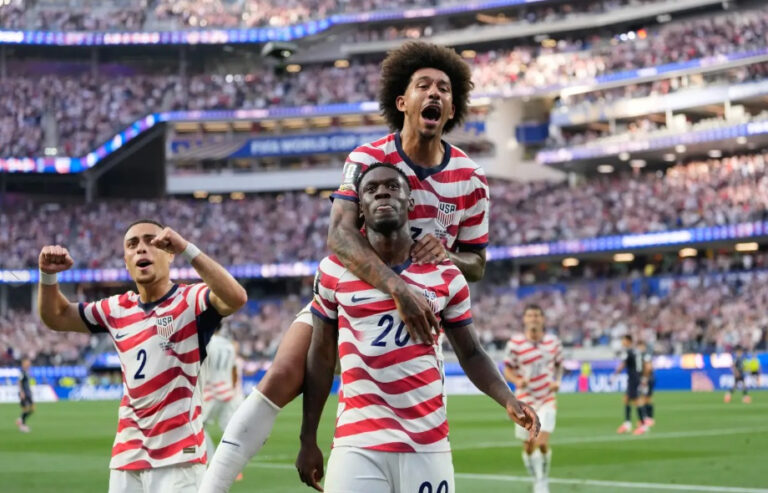 Estados Unidos derrota a Paraguay 4-1 en debut Mundial de Fútbol