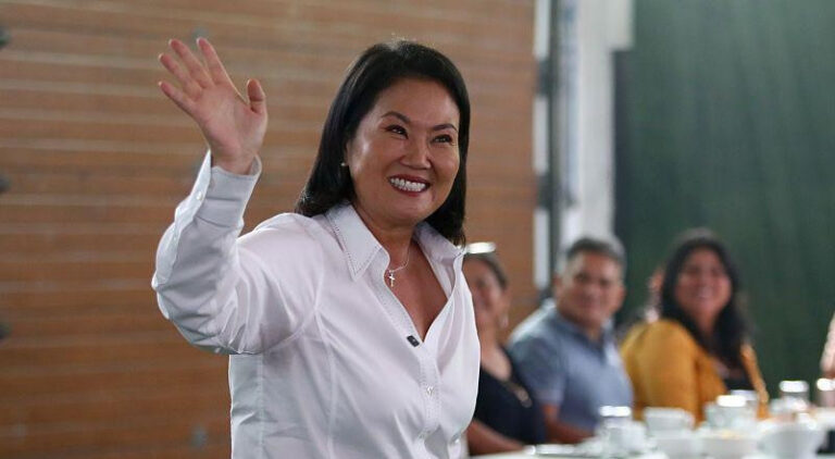 Fujimori dice tener «mucha esperanza» en que voto extranjero defina elección con Sánchez