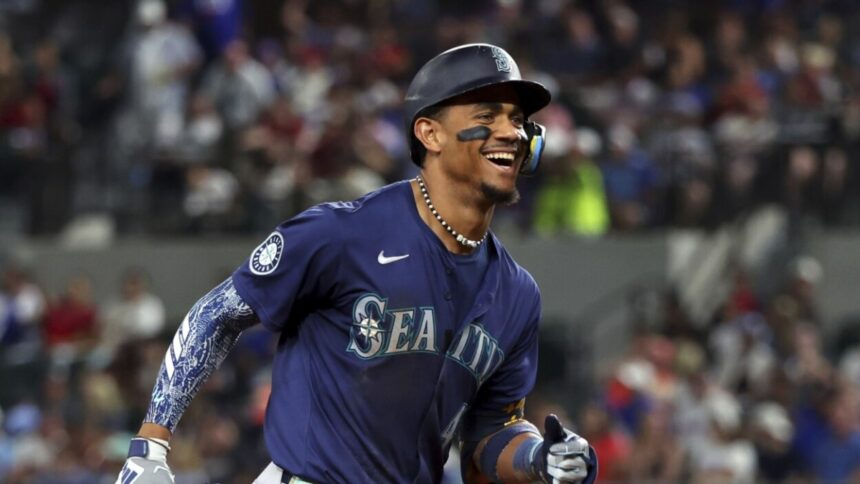 Julio Rodríguez conecta su jonrón 13 y lidera triunfo de Seattle sobre los Mets