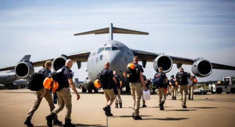 La ONU coordina a 2,000 rescatistas de 27 países para buscar supervivientes en Venezuela