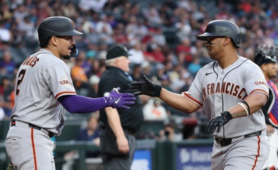Los dominicanos Rafael Devers y Willy Adames conectaron de jonron en la victoria de los Gigantes de San Francisco ante los Bravos de Atlanta
