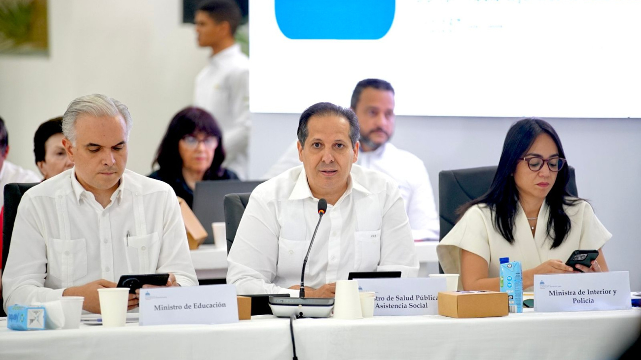 Ministro de Salud: Avances consolidan a Santiago referente nacional en salud pública preventiva