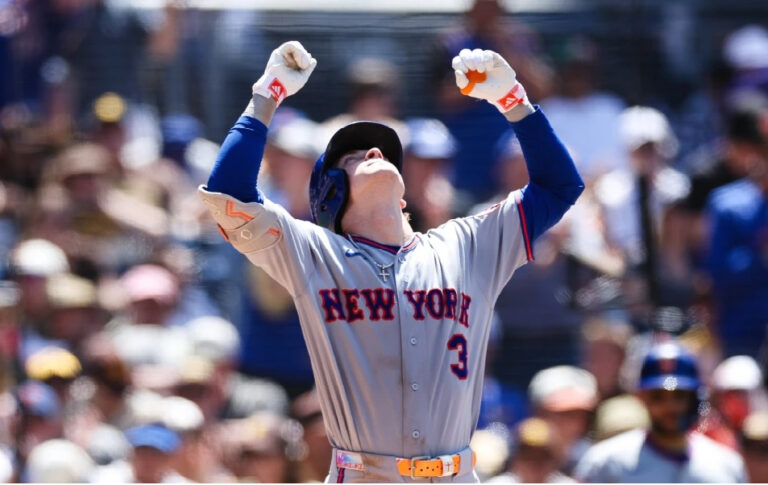 Novato de Mets Carson Benge batea de 5-5 con jonrón y triple productor en triunfo 7-3 ante Padres