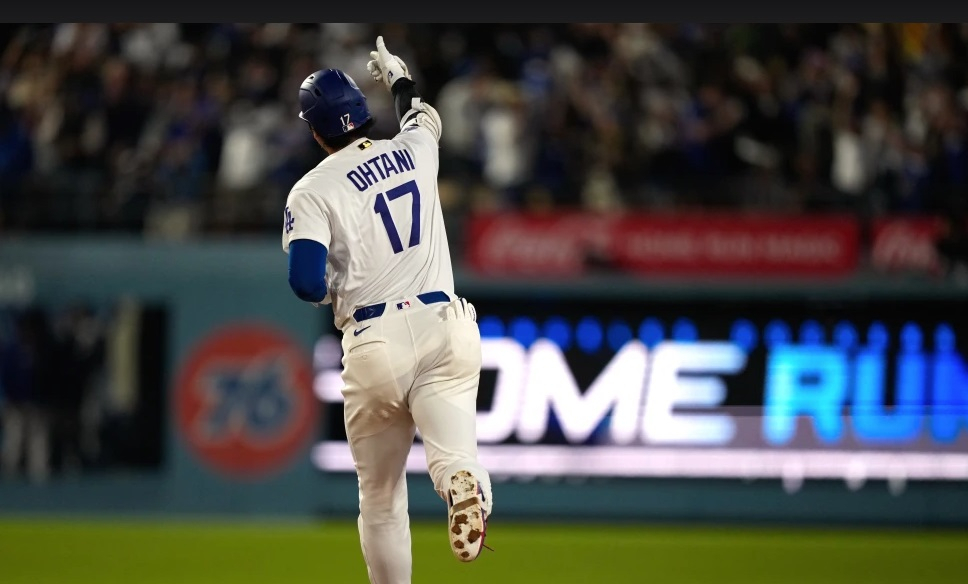 Ohtani conecta su 15to jonrón y Dodgers vencen 1-0 a Rays