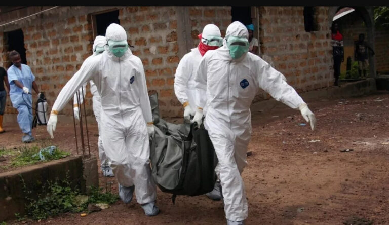 OMS afirma que el brote de ébola sigue expandiéndose