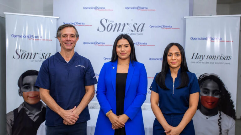 Operación Sonrisa llama a familias dominicanas a aprovechar cirugías gratuitas para labio y paladar hendido