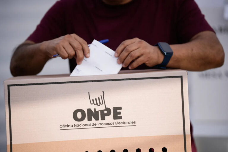 «Pataleo en Perú», partido de Sánchez busca anular 2.400 mesas, 9 en el extranjero