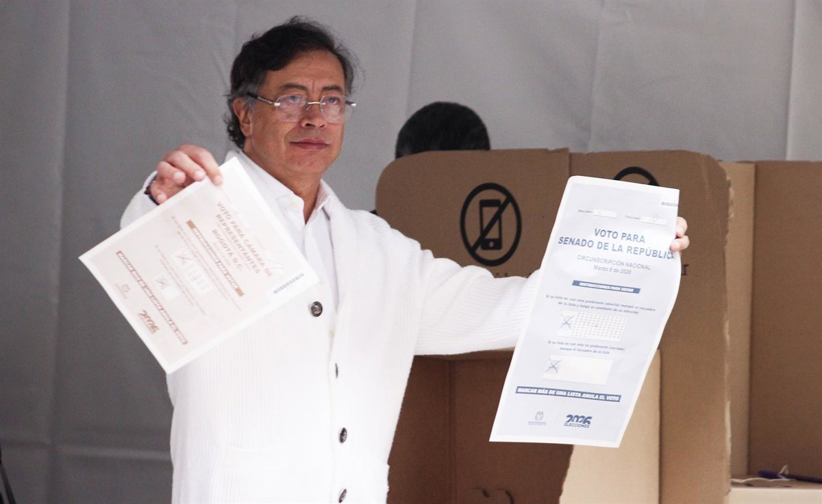 Presidente de Colombia afirma tener pruebas de fraude electoral