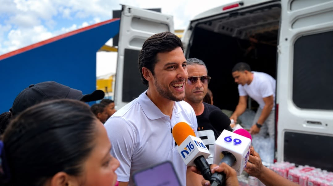 Raymond Rodríguez y Fundación GBC realizan en Cristo Rey operativo médico atendiendo 300 personas!