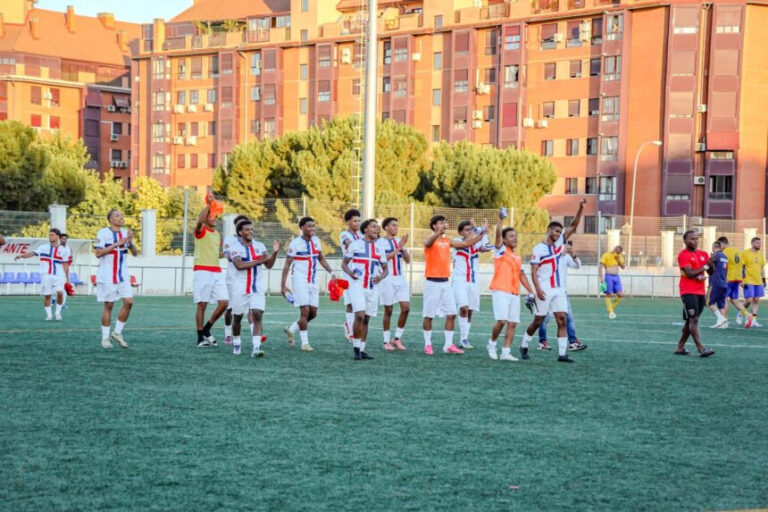 República Dominicana vence 2-1 a Rumanía y suma una victoria de carácter en el Mundialito de Integración