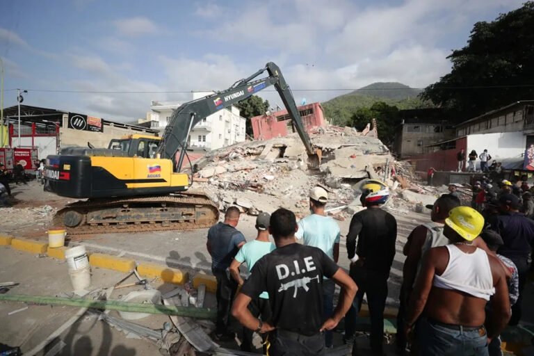 Se elevan a 1.430 las personas fallecidas por el doble terremoto en Venezuela