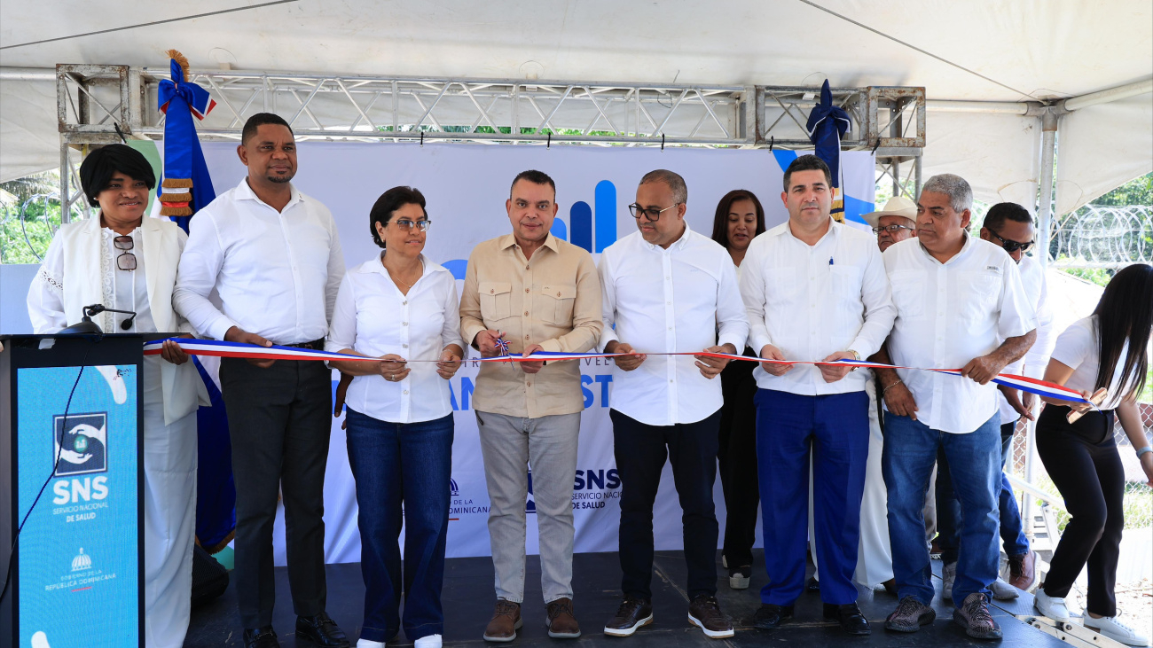 SNS entrega 2 Centros de 1er Nivel e inicia remozamiento Hospital Ramón Adriano Villalona en Dajabón