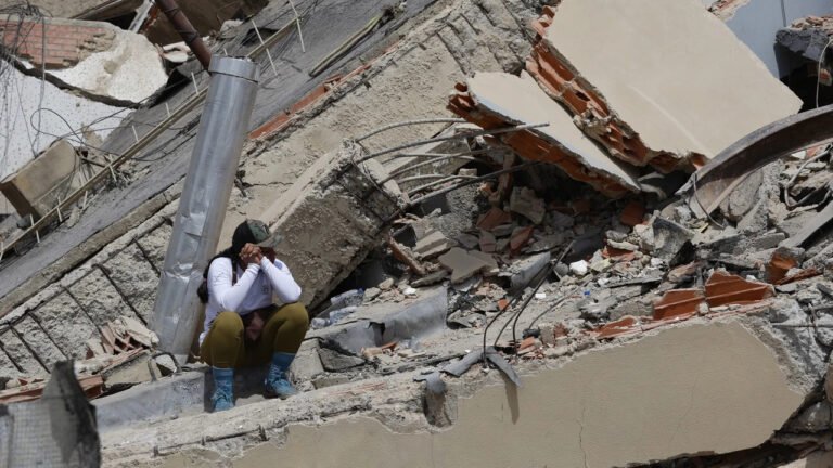 Sube a 1.719 la cifra de fallecidos por terremotos en Venezuela