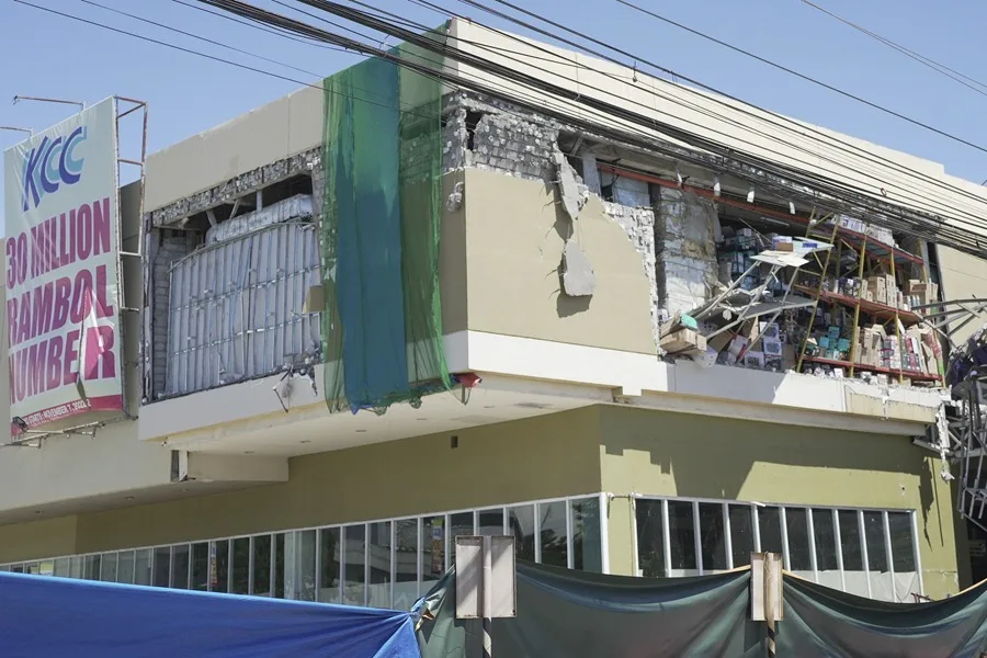 Suben a 37 los fallecidos por el terremoto en la isla filipina de Mindanao
