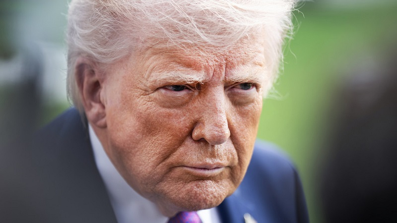 Trump anuncia que EE.UU. golpeará «duramente» a Irán esta noche