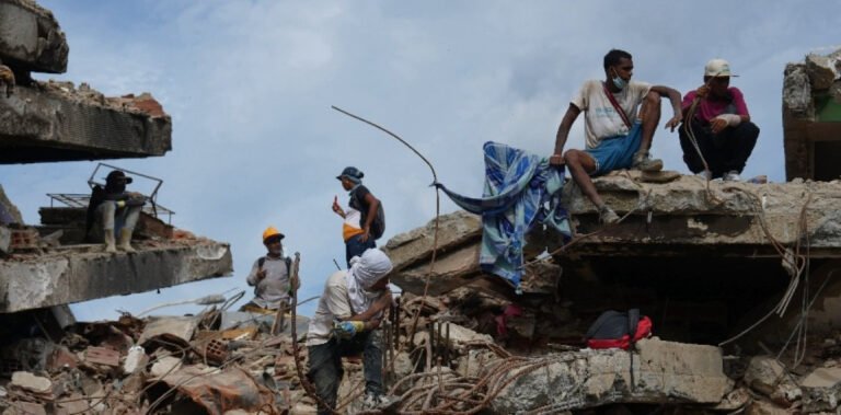 A 5,546 sube cifra de muertos por los sismos en Venezuela