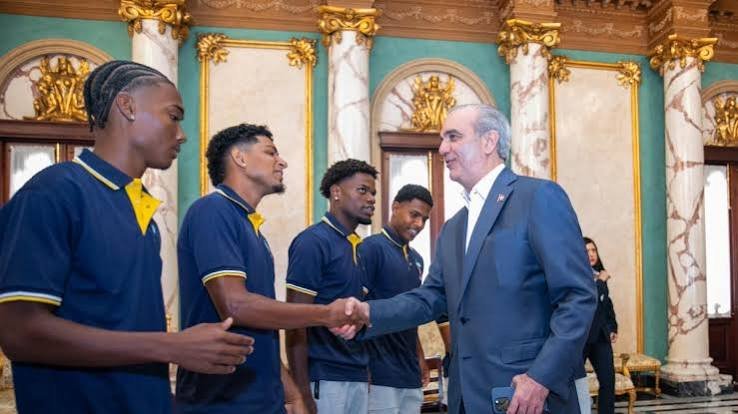 Abinader reconoce al Salcedo FC por conquistar la Liga Dominicana de Fútbol