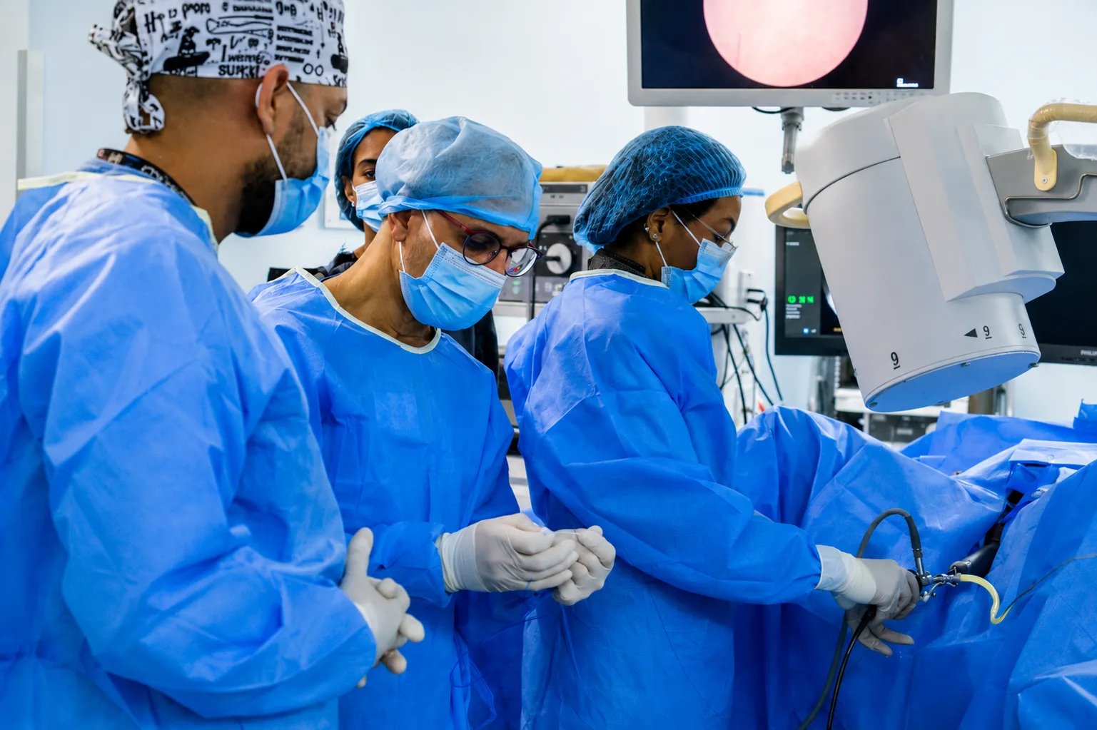CEDIMAT realiza el primer procedimiento con Elutax 3 en República Dominicana para tratar la estrechez uretral