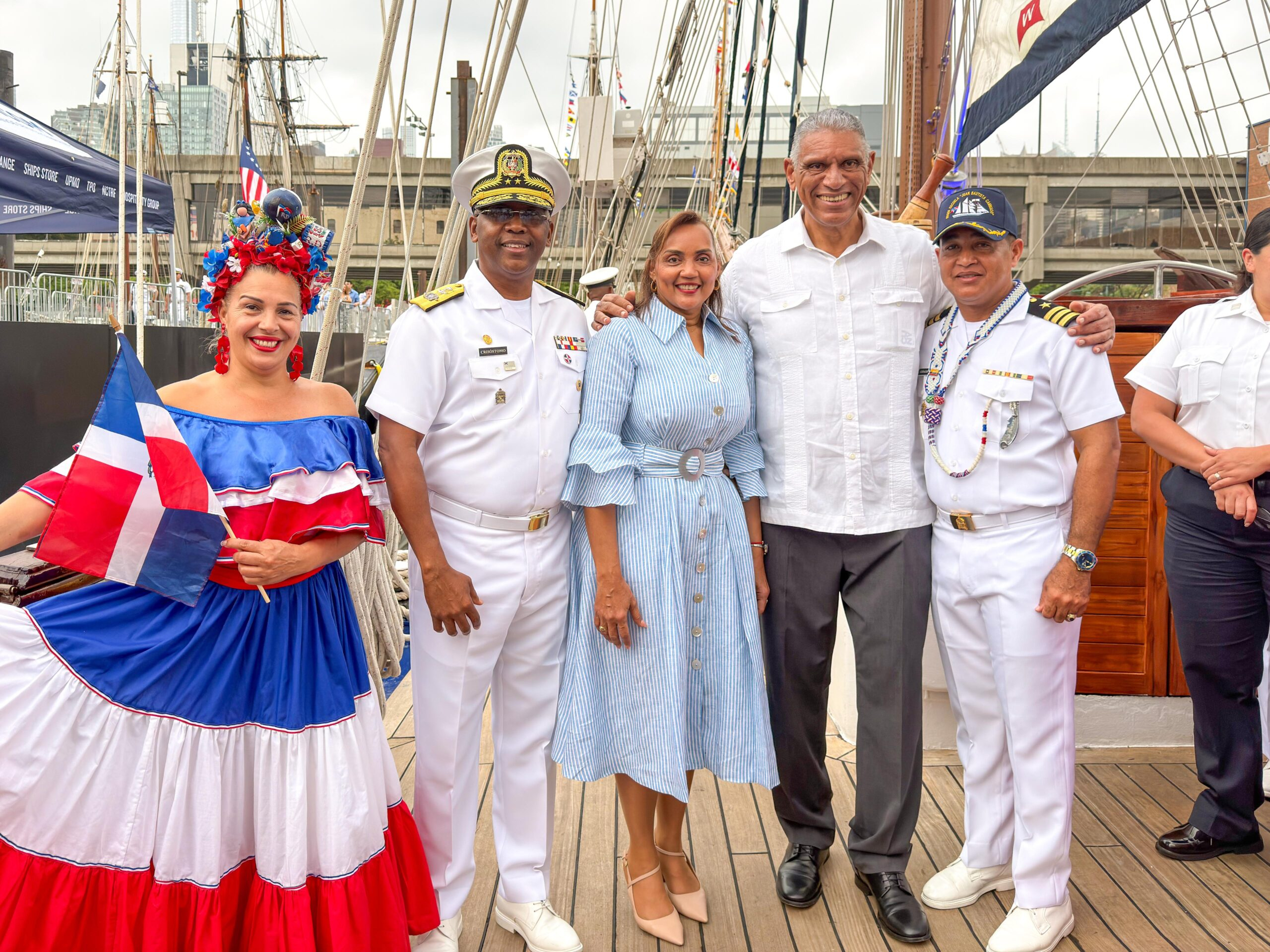Dominicana brilla en Nueva York: el Cambiaso lidera el desfile marítimo internacional
