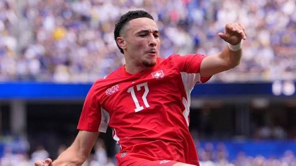 Dominicano Rubén Vargas viste de héroe a Suiza con el penal de la clasificación