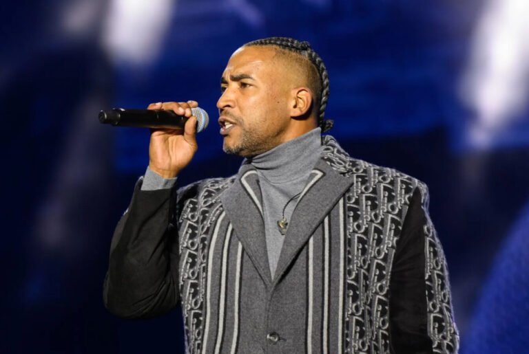 Don Omar Last ‘The Lleva Su King World