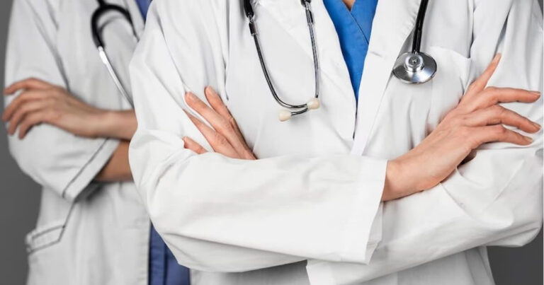 Expertos afirman que el Código Penal no criminaliza a los médicos