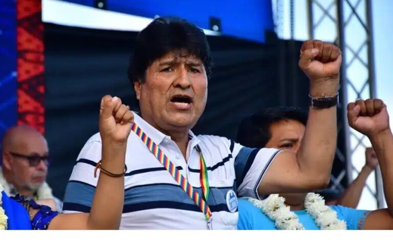 Fiscalía de Bolivia ordena captura de Evo Morales por las protestas contra el gobierno