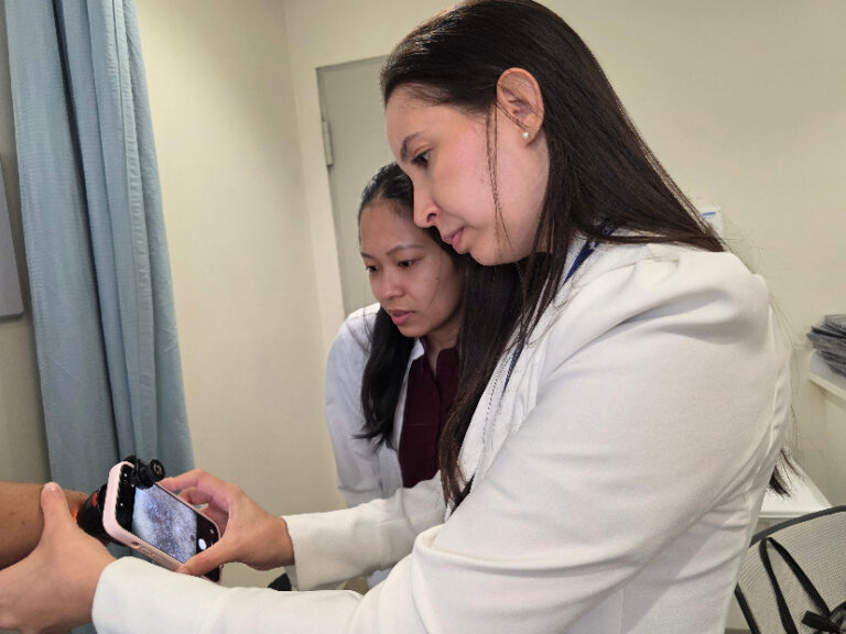 Jornada médica gratuita beneficia 250 pacientes de escasos recursos