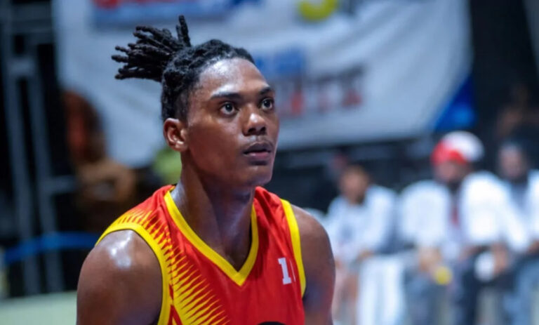 Joven basquetbolista muere tras desplomarse en pleno partido  en Villa Altagracia