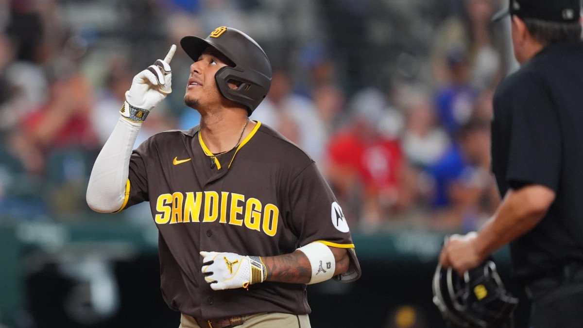 Manny Machado impulsa a los Padres con jonrón histórico y tres remolcadas ante los Marlins