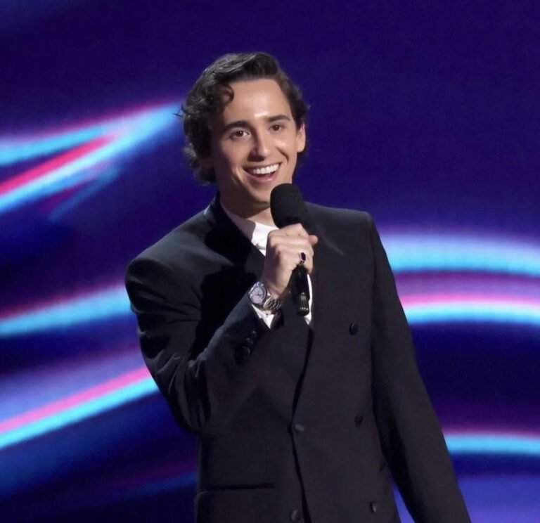 Marcello Hernández, ESPYS Eleva Convertirse Primer Presentador