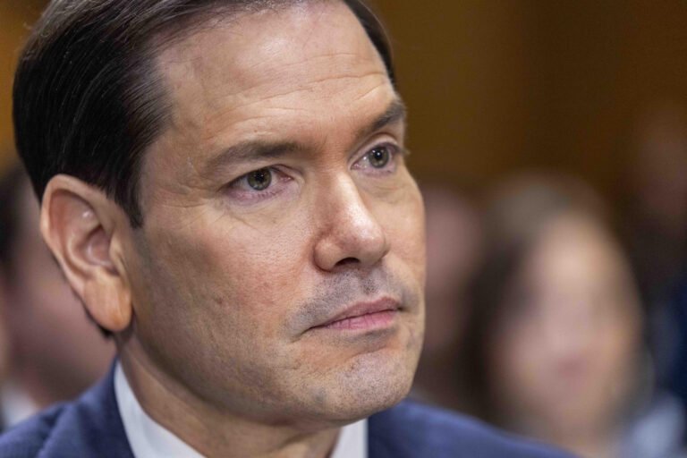 Marco Rubio exige a Cuba la liberación inmediata de más de 700 presos políticos