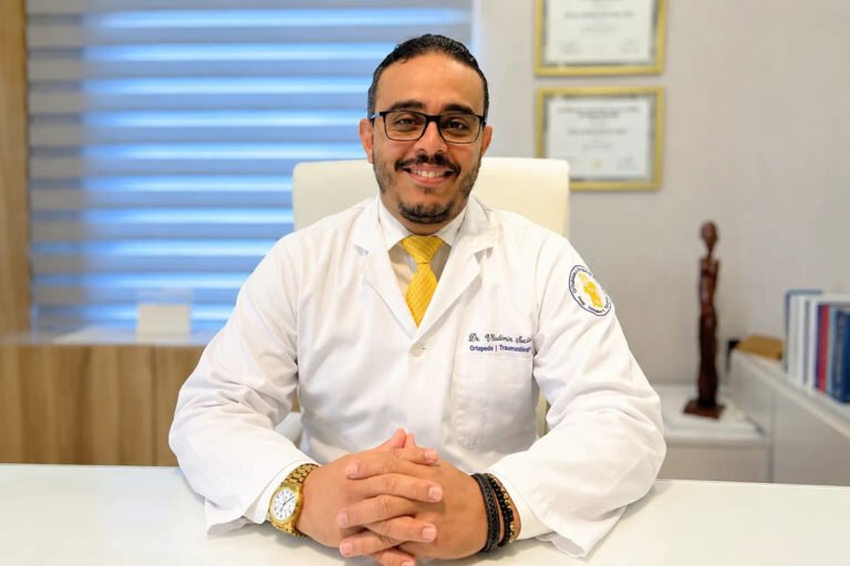 Ortopeda Vladimir Socías exhorta a priorizar la prevención y el diagnóstico oportuno de lesiones musculoesqueléticas
