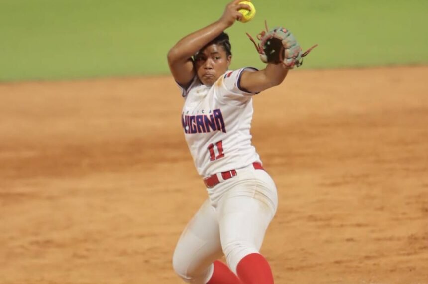RD debuta con autoridad y noquea a Venezuela en el softbol femenino