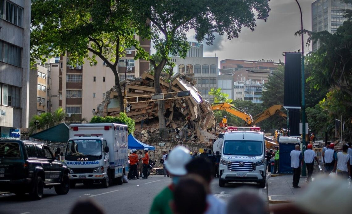 Se eleva a 2.295 los fallecidos por terremotos en Venezuela