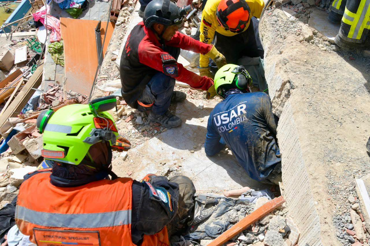 Sube a 2,5 la cifra de muertos por los terremotos que sacudieron Venezuela