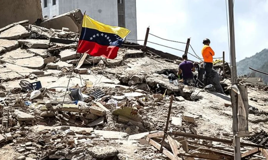 Suben a 3,685 los muertos por los terremotos en Venezuela