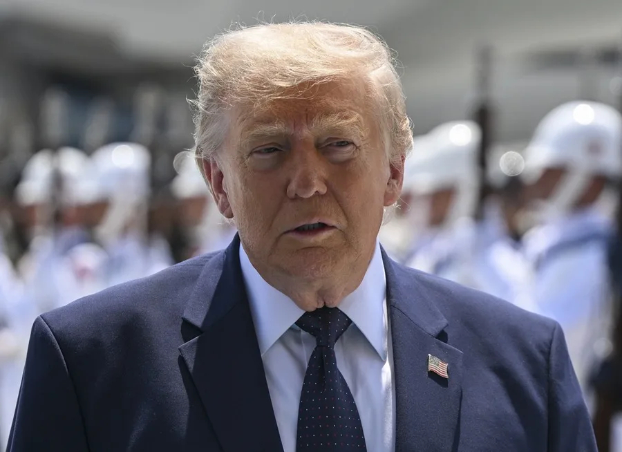 Trump repite que Groenlandia debería estar controlada por EE.UU. y no por Dinamarca